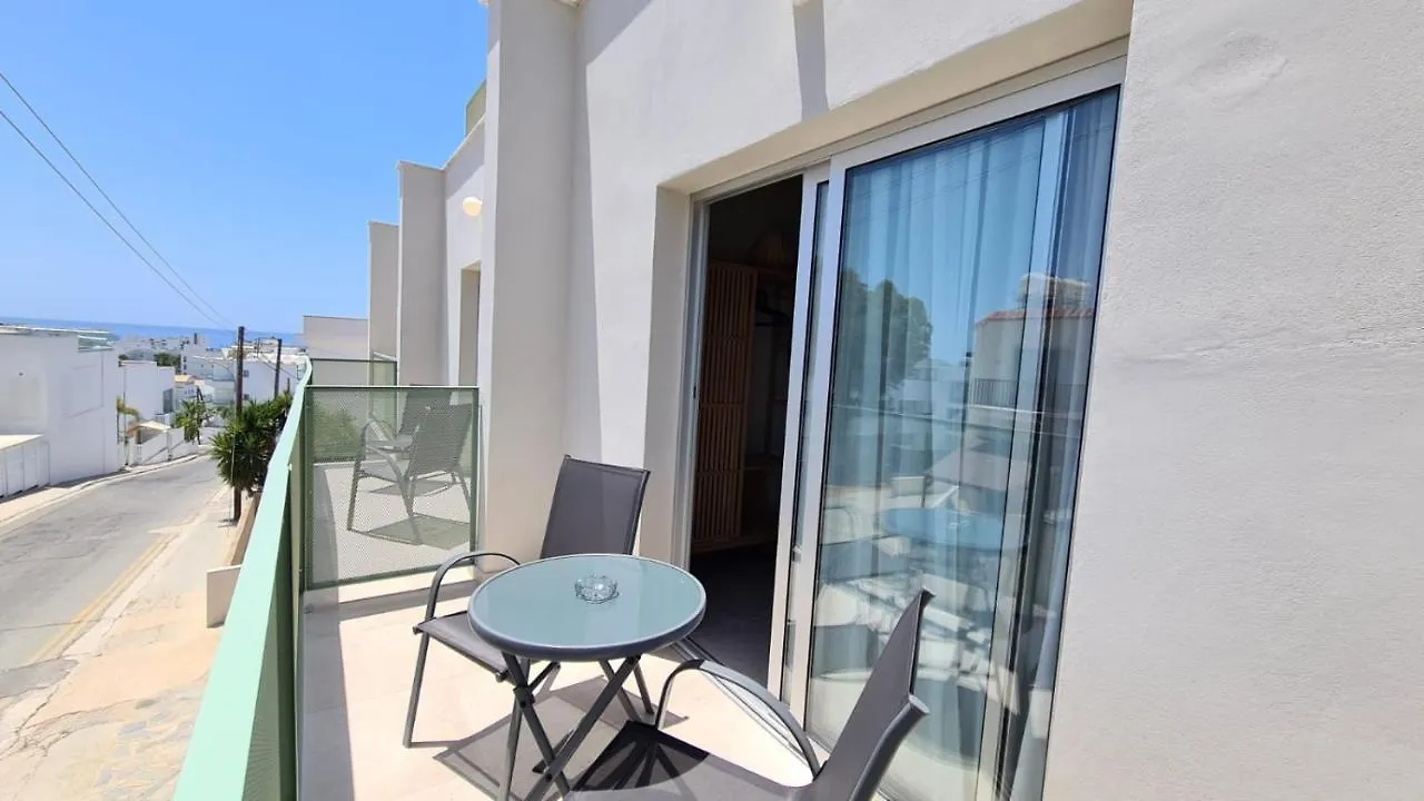 Kleio Apartments Ayia Napa 0*,  Chipre